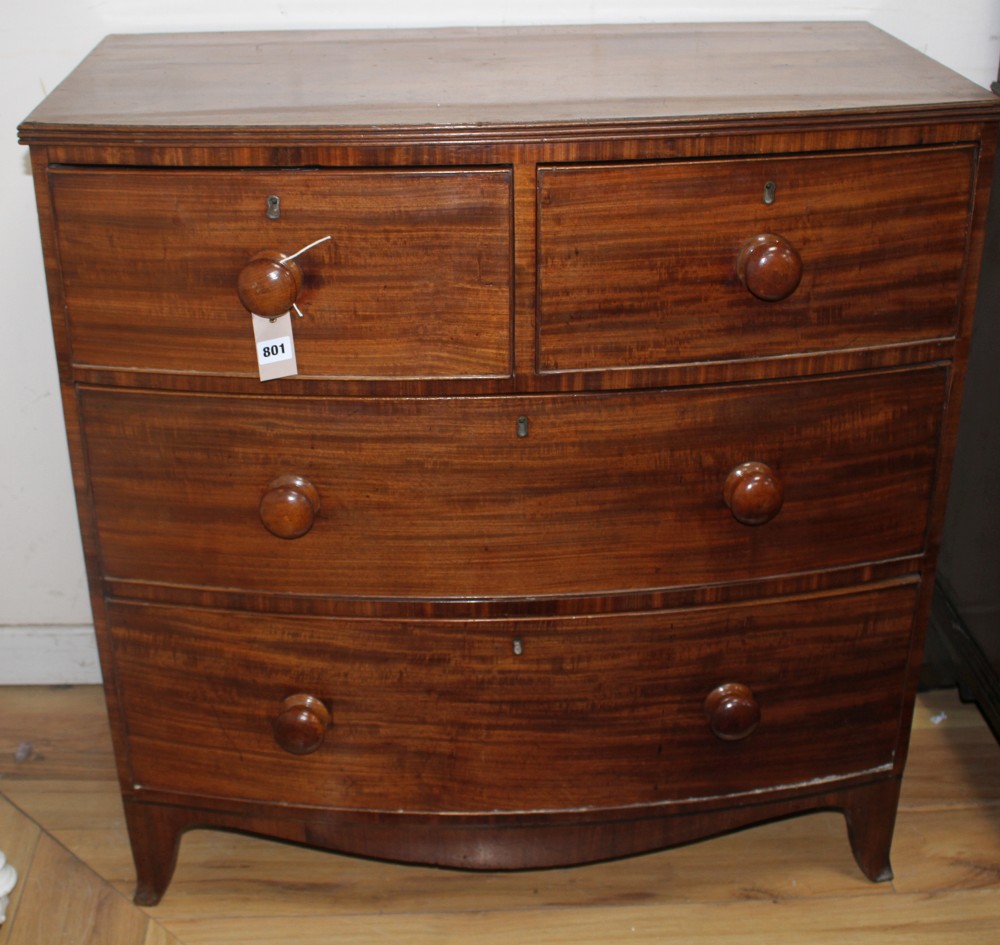 A Regency mahogany bowfront chest of two short and two graduated long drawers, on swept bracket feet, W.92cm D.50cm H.93cm